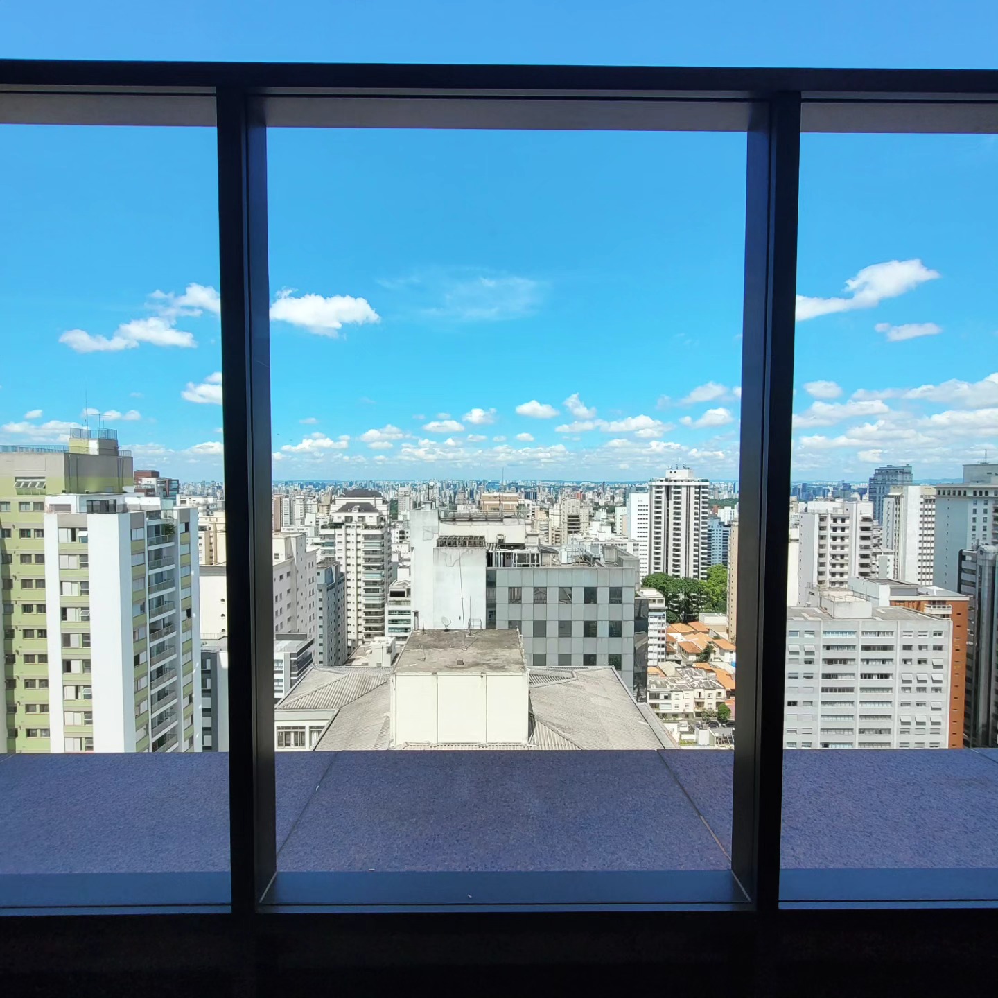 Cidade emoldurada