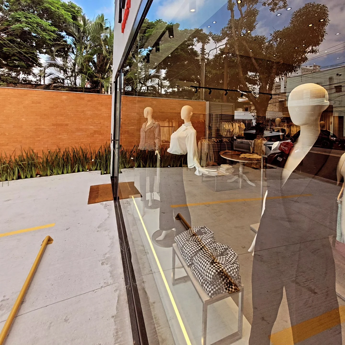 Vitrine em L